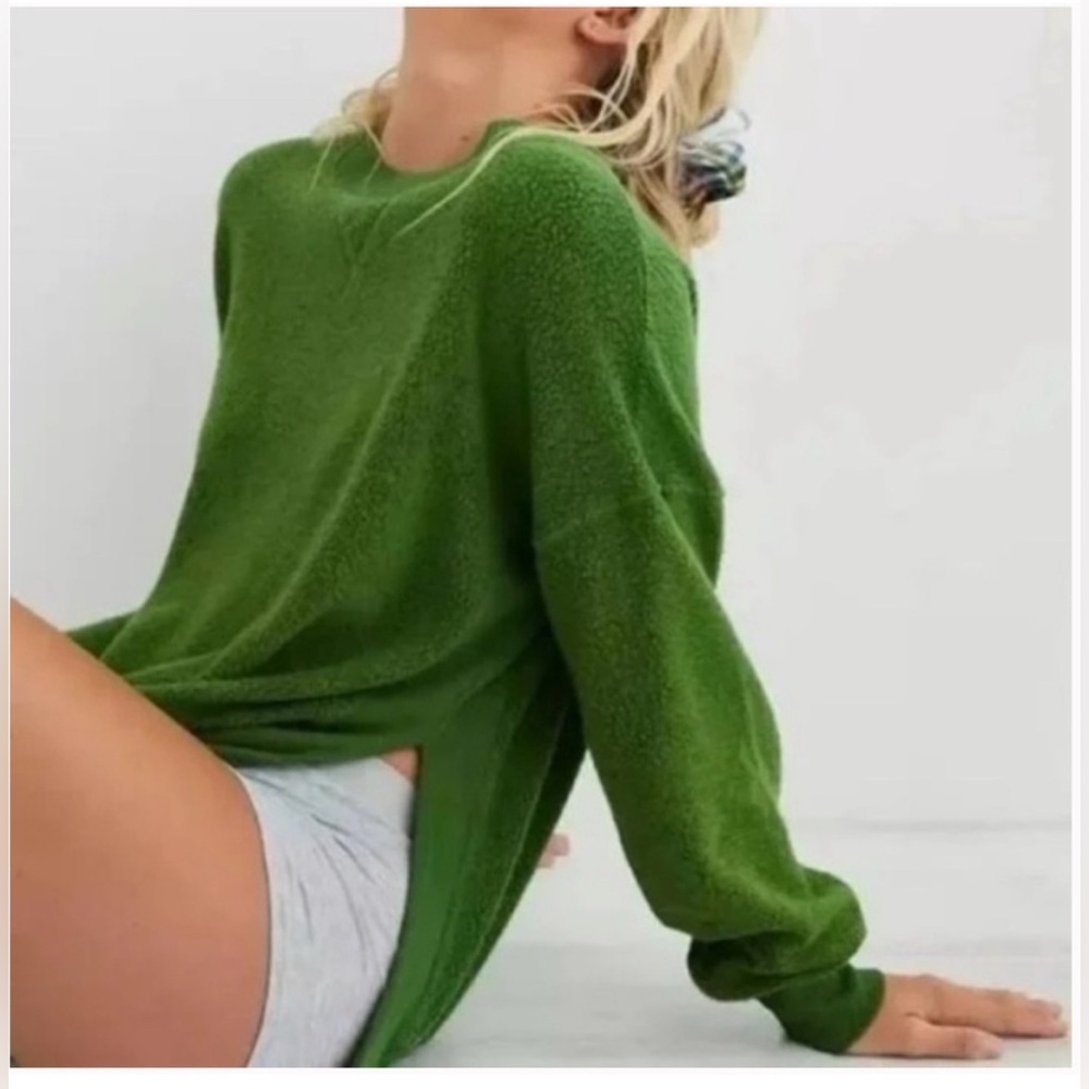 Aerie green sweatshirt